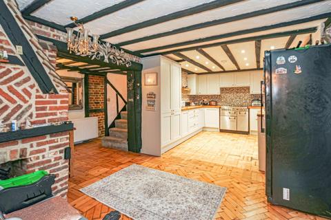 5 bedroom detached house for sale, Watling Street, Hockliffe