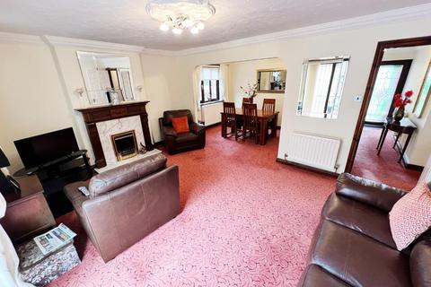 3 bedroom detached bungalow to rent, Colwell Court, Newton Aycliffe