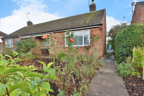 2 bedroom semi-detached bungalow for sale, Chapel Close, Humbleton, Hull,  HU11 4NP