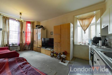 Studio for sale, Inglewood Road, West Hampstead, NW6