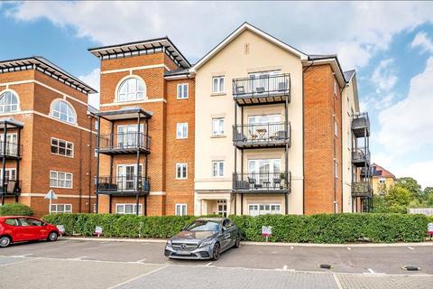 2 bedroom flat for sale, Bell Farm Way, Walton On Thames, Surrey, KT12