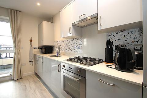 2 bedroom flat for sale, Bell Farm Way, Walton On Thames, Surrey, KT12