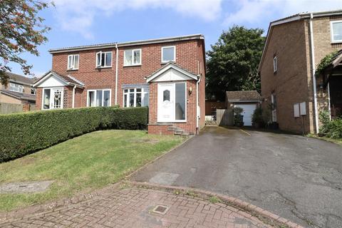 3 bedroom semi-detached house to rent, Pasture Close, Market Weighton