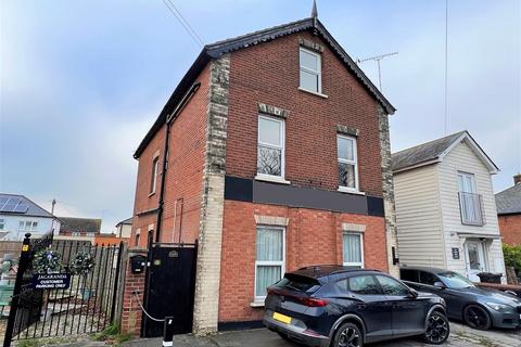 62a Station Road, Burnham-on-crouch, CM0 8HF