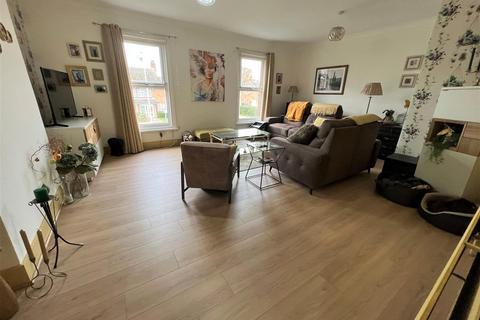 62a Station Road, Burnham-on-crouch, CM0 8HF