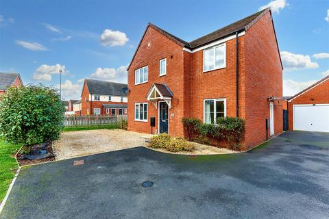 5 bedroom detached house for sale, Bridleway Views, Evesham