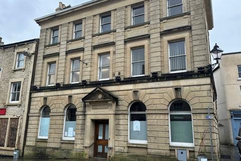 Retail property (high street) to rent, Former Lloyds Bank Building, 5, High Street, Shepton Mallet, BA4 5AB