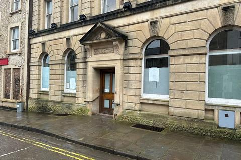 Retail property (high street) to rent, Former Lloyds Bank Building, 5, High Street, Shepton Mallet, BA4 5AB