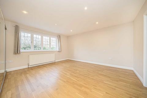 5 bedroom detached house to rent, Dartnell Park Road, West Byfleet KT14