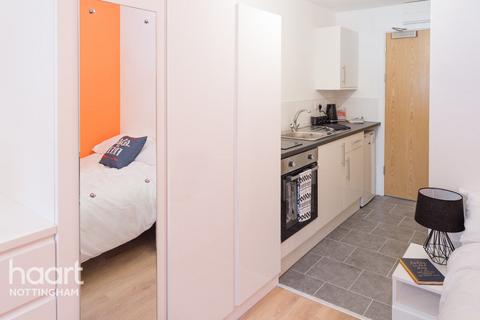 Studio to rent, Russell Street, Nottingham