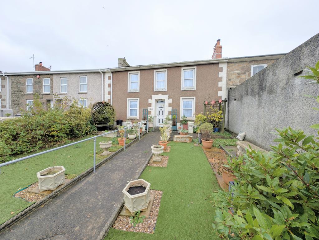 4 Bedroom End Terraced House for Sale