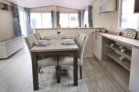 2 bedroom static caravan for sale, Shorefield Country Park