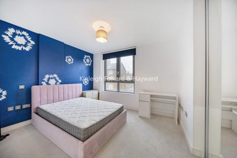 2 bedroom apartment to rent, Dower Court Silwood Street SE16