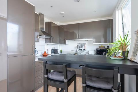 1 bedroom apartment for sale, at Flat 6 Nickel Court, 3 Rolling Mills, London E14