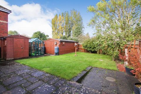 3 bedroom detached house for sale, Leighton Road, Hockliffe, Leighton Buzzard