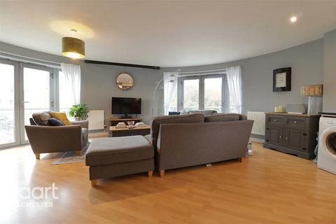 2 bedroom flat to rent, Rotary Way, COLCHESTER