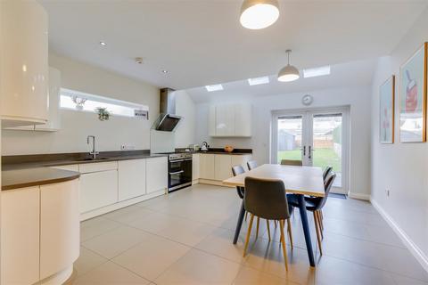 40 Athelstan Road, Cardiff, CF14 2EP
