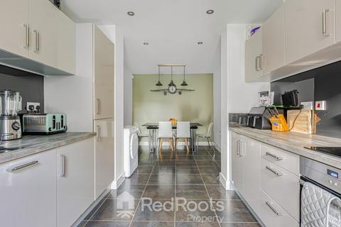 43 Seals Drive, Ackworth, Pontefract, WF7 7FQ