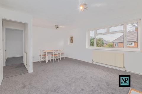 2 bedroom maisonette to rent, Sutton Avenue, Tamworth, B78