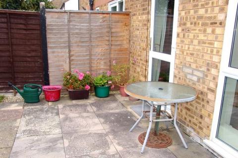 1 bedroom house to rent, Beech Close, Hardwicke, Gloucestershire, GL2