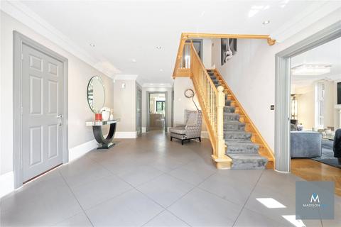 7 bedroom detached house to rent, Lingmere Close, Essex IG7