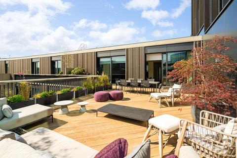 4 bedroom penthouse for sale, Wood Crescent, London
