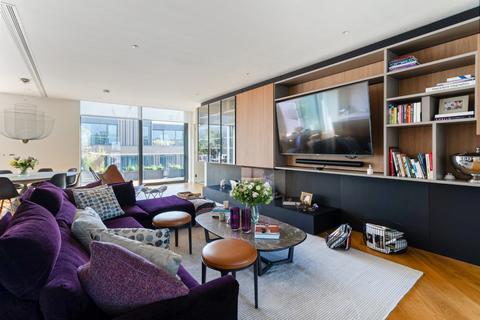 4 bedroom penthouse for sale, Wood Crescent, London