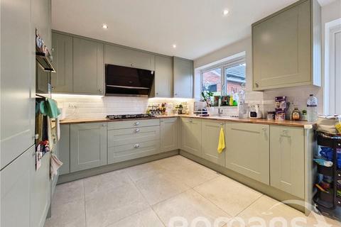 3 bedroom semi-detached house for sale, Fullbrook Avenue, Spencers Wood, Reading