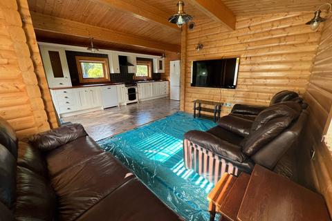 3 bedroom lodge for sale, Cenarth Newcastle Emlyn