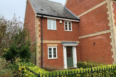 3 bedroom townhouse to rent, Belvedere Road, Ipswich IP4