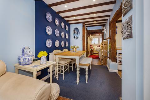 Vine Cottage The Green, Claverdon, Warwick, CV35 8LL