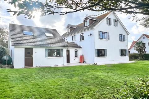 4 bedroom property for sale, 3, Les Chevaliers, Alderney, Guernsey, GY9