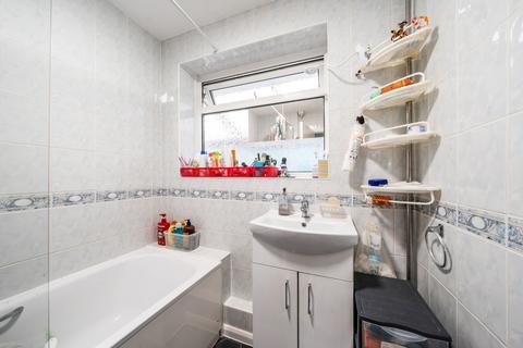 15 South Hill Avenue, Harrow, HA2 0NN