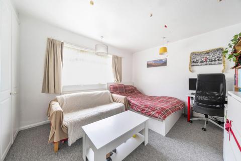 15 South Hill Avenue, Harrow, HA2 0NN