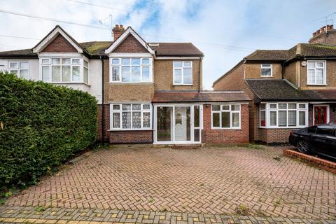 4 bedroom semi-detached house for sale, Green Lane, Worcester Park, KT4