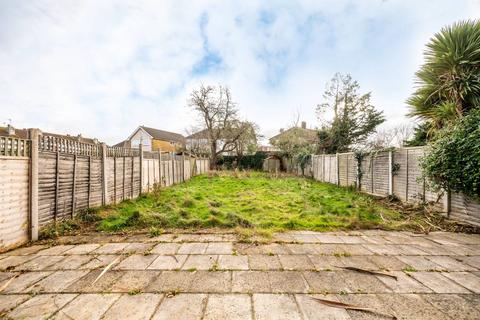 76 Green Lane, Worcester Park, KT4 8AR
