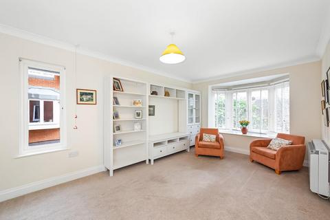 1 bedroom apartment for sale, Half Moon Lane, London