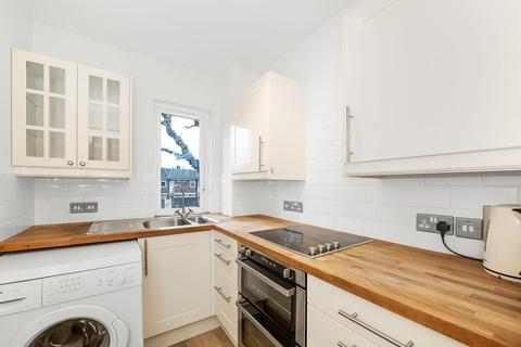 1 bedroom apartment for sale, Half Moon Lane, London