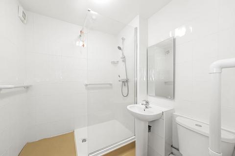 1 bedroom apartment for sale, Half Moon Lane, London