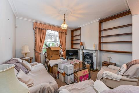 3 bedroom terraced house to rent, Claylands Road, Oval, London, SW8