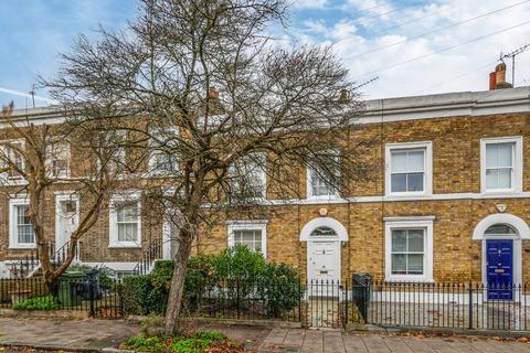 3 bedroom terraced house to rent, Claylands Road, Oval, London, SW8