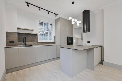 2 bedroom mews to rent, Tale House, Bloomsbury, London, WC1N