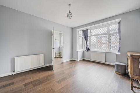 3 bedroom terraced house to rent, Southcroft Road, Furzedown, London, SW16