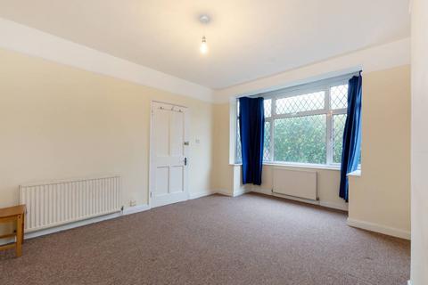 3 bedroom terraced house to rent, Southcroft Road, Furzedown, London, SW16