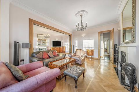 3 bedroom flat for sale, Quex Road, West Hampstead, London, NW6