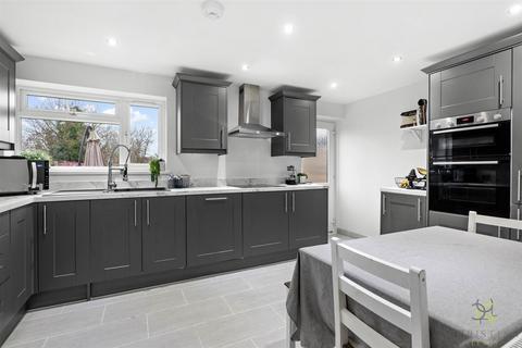 15 Broadway Road, Childswickham, Broadway, WR12 7HP
