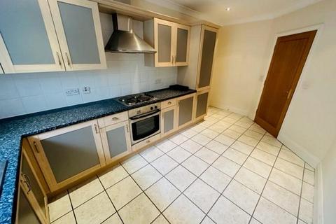 2 bedroom house to rent, Caversham Place, Sutton Coldfield