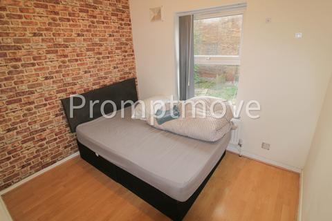 4 bedroom terraced house to rent, Windmill Road Luton LU1 3XL