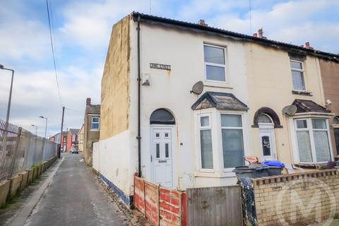 2 bedroom end of terrace house for sale, Lang Street, Blackpool, FY1 2EJ