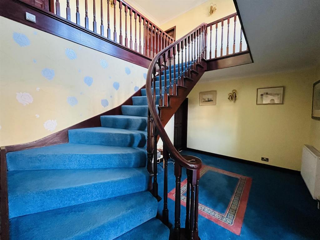 21 Oak Avenue, Withernsea, HU19 2 PE